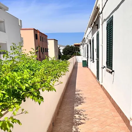 Lido Con Posto Auto Apartment